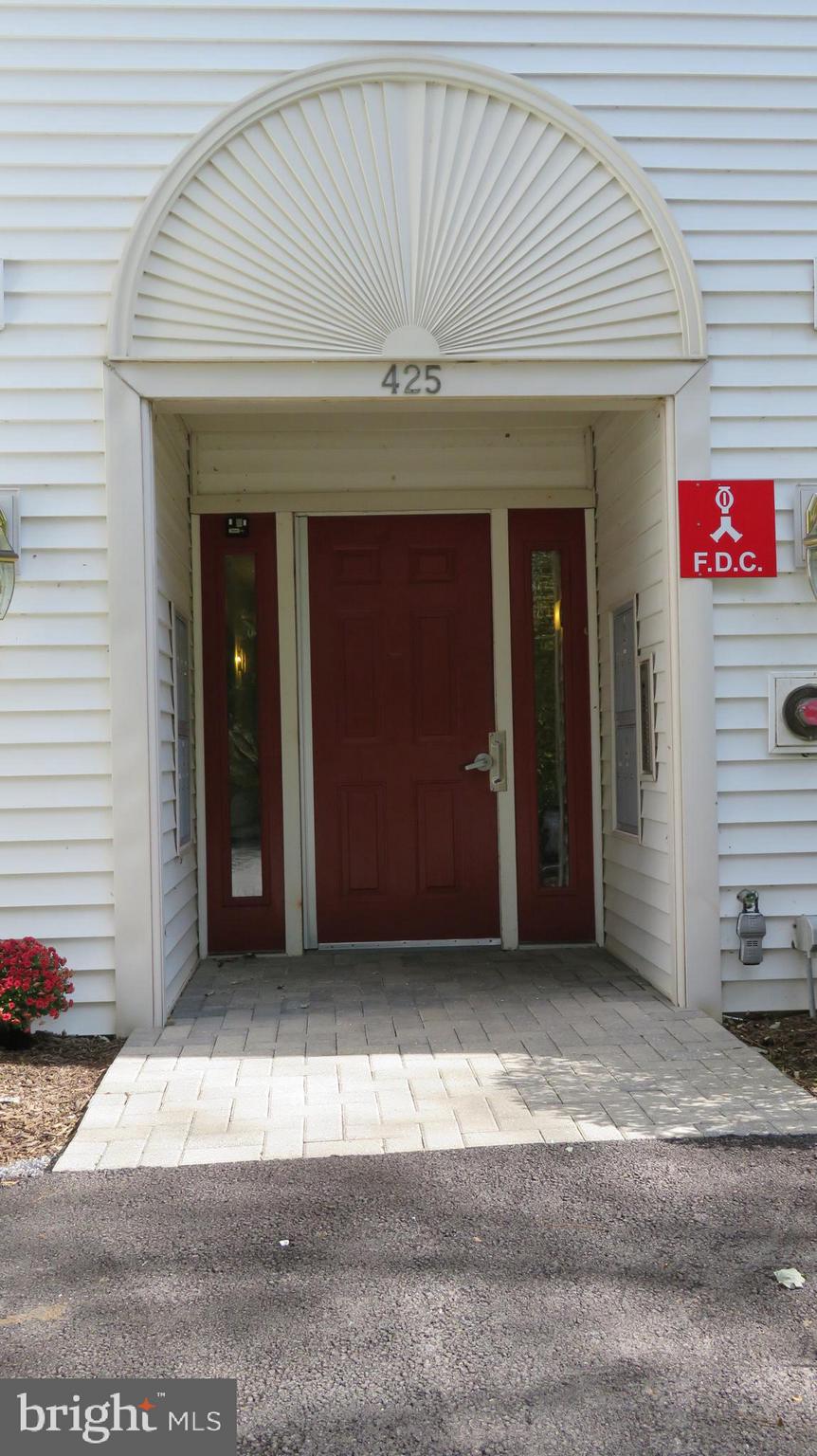 425 Pleasanton Road, Unit C24 Westminster, MD 21157 - Photo 4 of 42 Double Entry Building, Door into Lobby!
