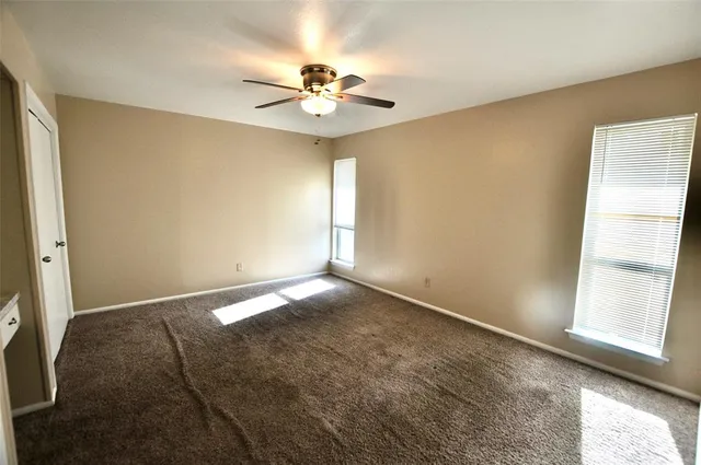 $950 | 202 East Oak Street, Unit 12, Weatherford, TX 76086