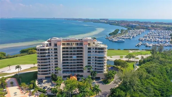 $1,879,000 | 3010 Grand Bay Boulevard, Unit 493, Longboat Key, FL 34228