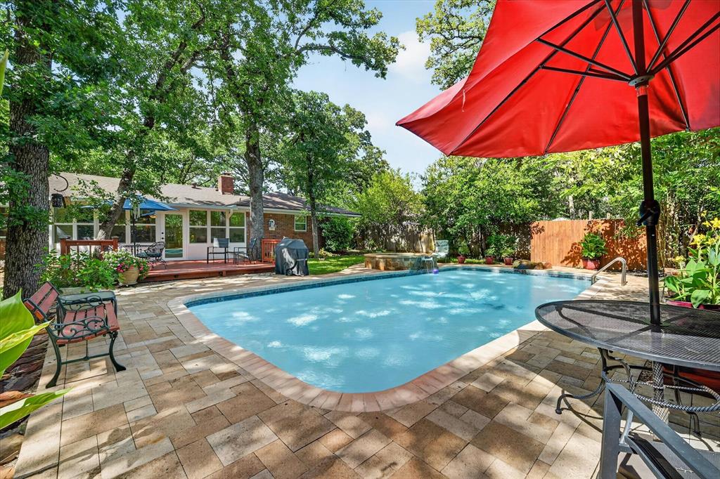 2214 Ravinia Drive Arlington, TX 76012 - Photo 35 of 40