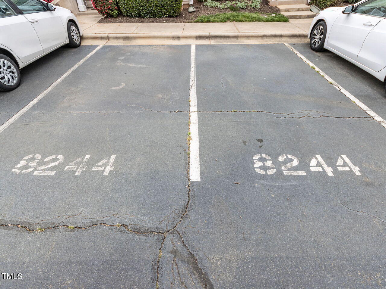 8244 City Loft Court Raleigh, NC 27613 - Photo 30 of 32 030-1280x960-parking-spots