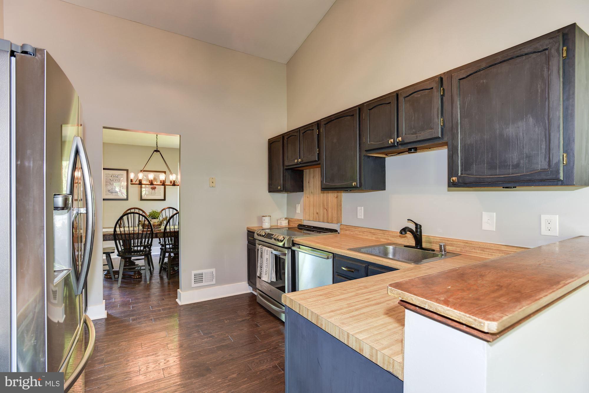 24400 Fossen Road Damascus, MD 20872 - Photo 13 of 48 Kitchen