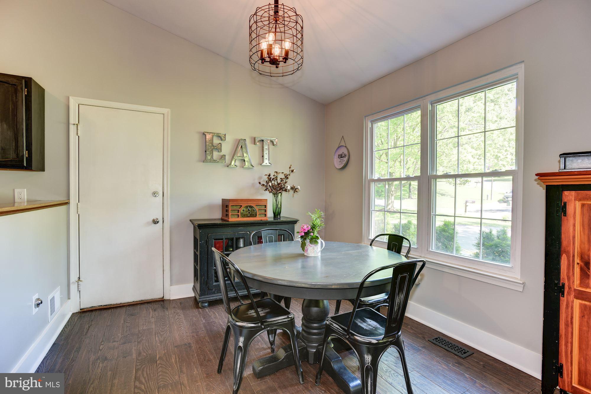 24400 Fossen Road Damascus, MD 20872 - Photo 16 of 48 Breakfast Room