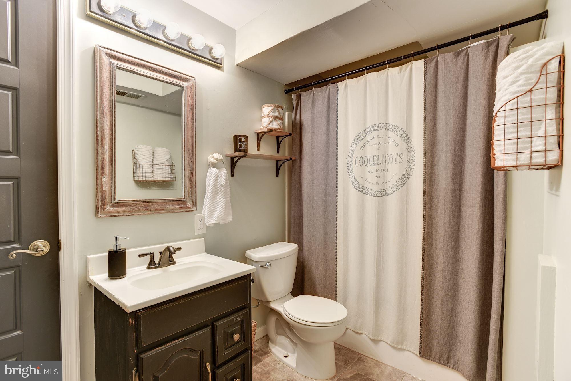 24400 Fossen Road Damascus, MD 20872 - Photo 37 of 48 Full Bath