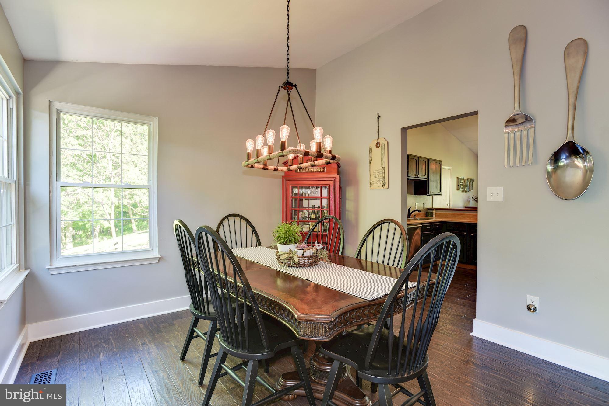 24400 Fossen Road Damascus, MD 20872 - Photo 9 of 48 Dining Room