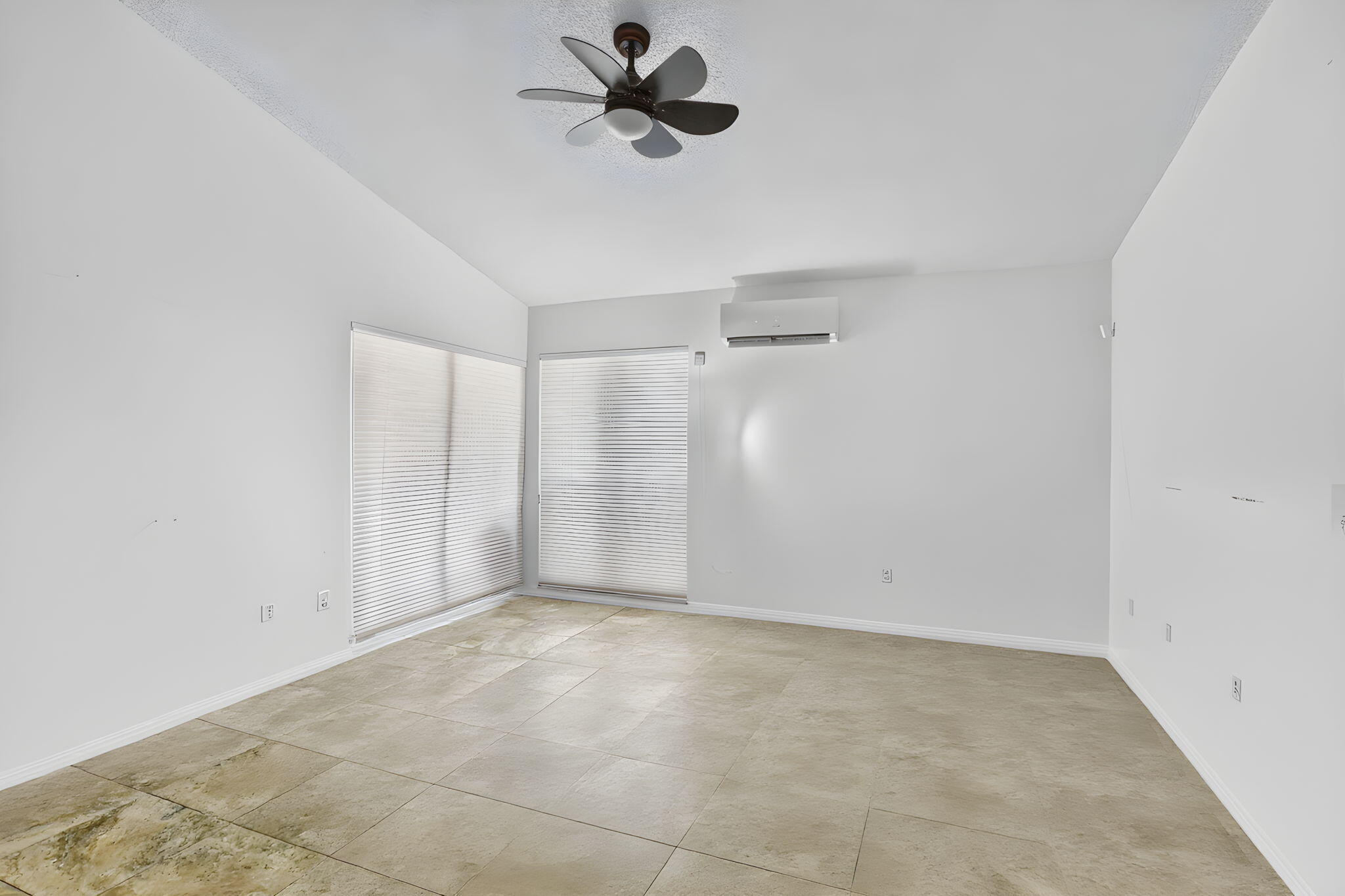 7690 Solimar Circle Boca Raton, FL 33433 - Photo 17 of 31 17-web-or-mls-7690 (15)