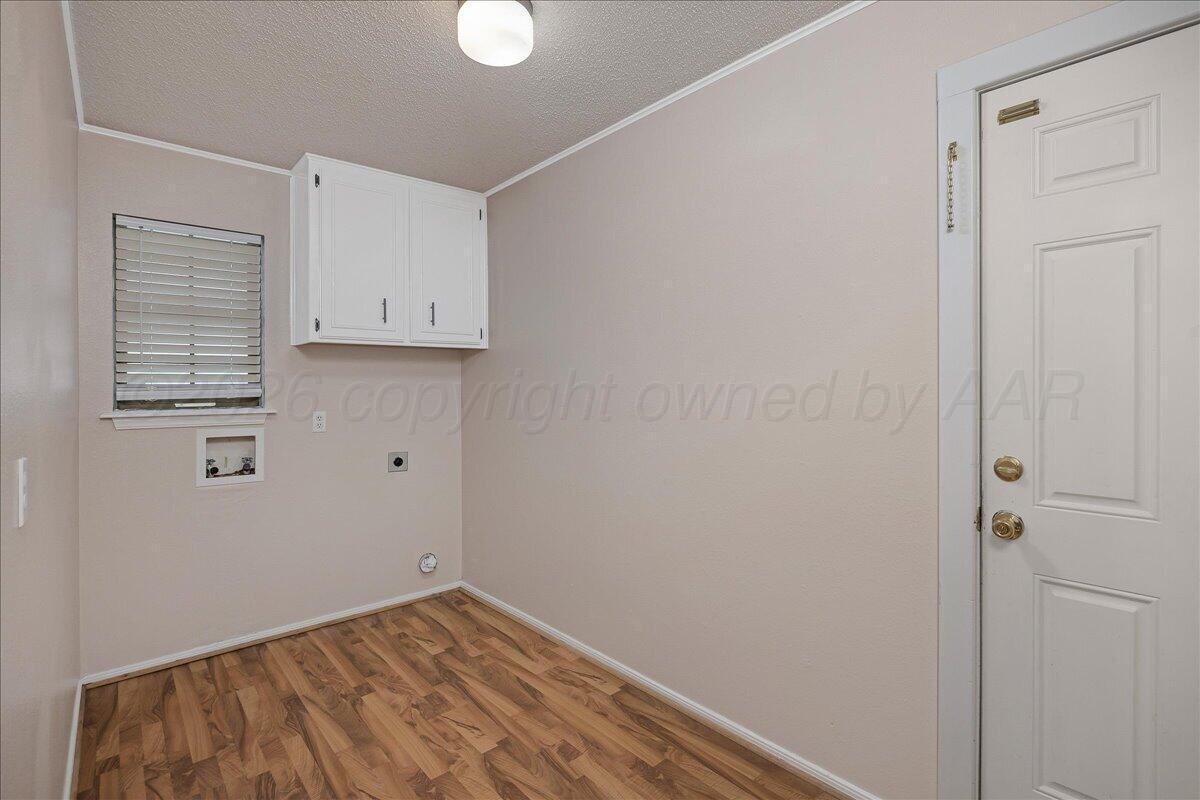 3529 Cinderella Lane Amarillo, TX 79121 - Photo 25 of 30 25-Utility Room