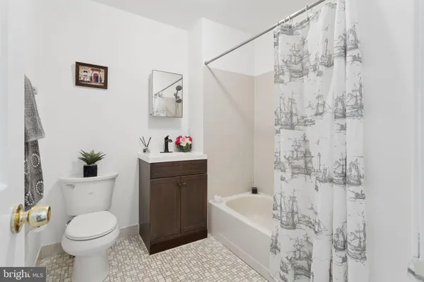 $379,900 | 3 Cambridge Drive, Ewing, NJ 08628