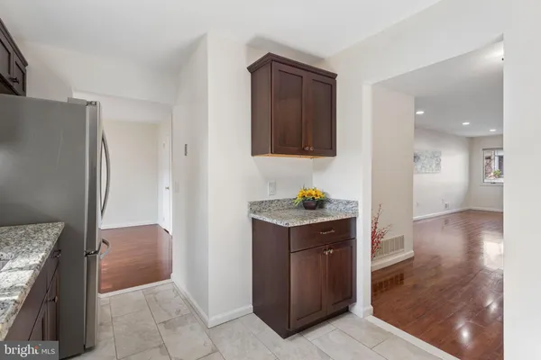 $379,900 | 3 Cambridge Drive, Ewing, NJ 08628