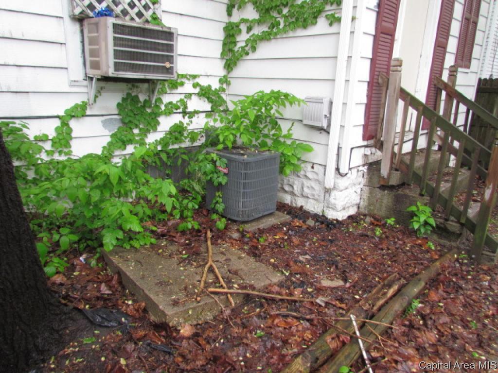 1900 South 2nd Street Springfield, IL 62704 - Photo 13 of 14