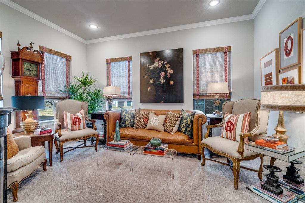307 Sunset Lane, Unit 101 Fort Worth, TX 76114 - Photo 15 of 37 a living room with furniture and window