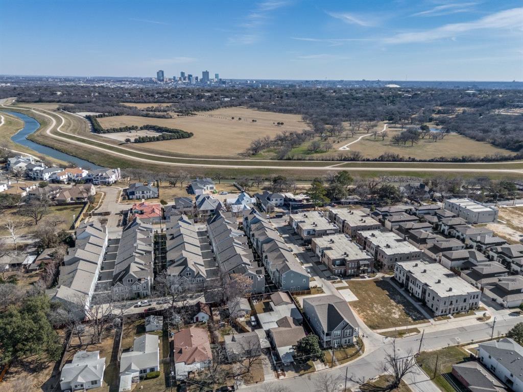 307 Sunset Lane, Unit 101 Fort Worth, TX 76114 - Photo 36 of 37 an aerial view of a city