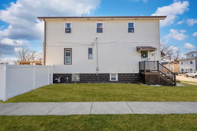 $310,000 | 501 South 9th Avenue, Maywood, IL 60153