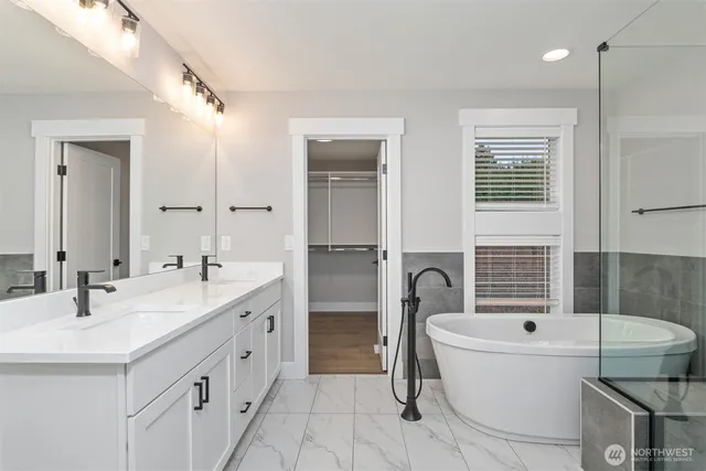 $858,900 | 9513 38th Street East, Edgewood, WA 98371