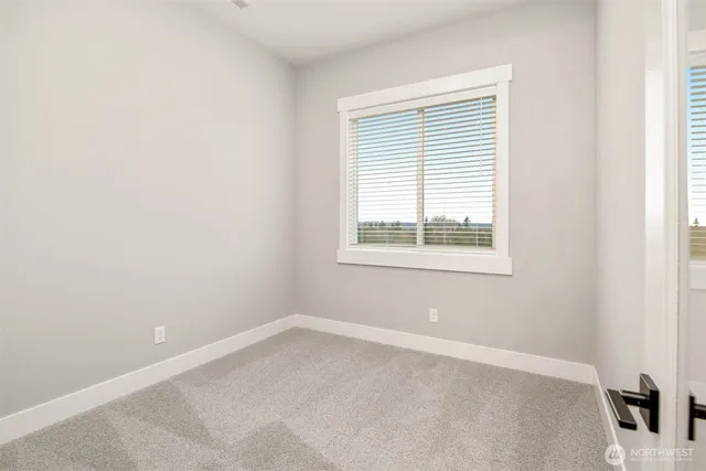 $858,900 | 9513 38th Street East, Edgewood, WA 98371