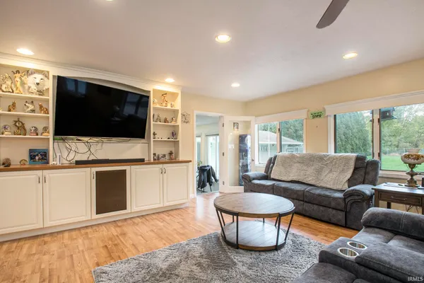 $264,900 | 804 East Vistula Street, Bristol, IN 46507