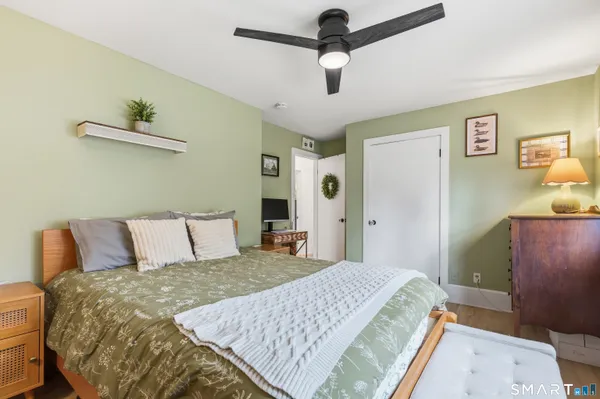 $429,000 | 19 Lathrop Avenue, Stonington, CT 06379