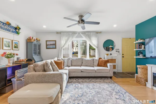 $429,000 | 19 Lathrop Avenue, Stonington, CT 06379