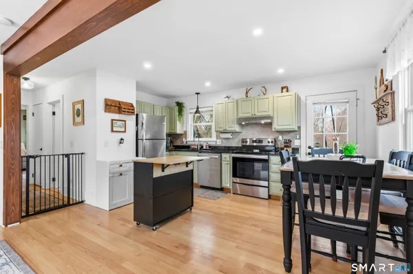 $429,000 | 19 Lathrop Avenue, Stonington, CT 06379