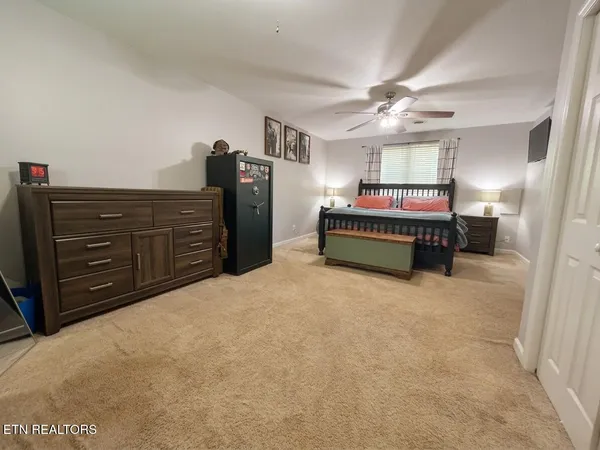 $275,000 | 7300 Oak Chase Road, Knoxville, TN 37918