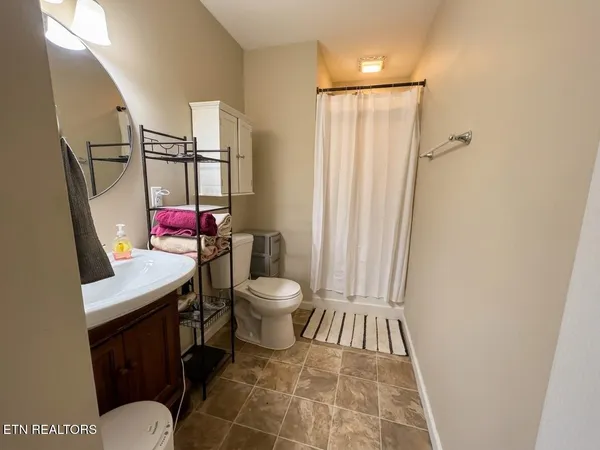 $275,000 | 7300 Oak Chase Road, Knoxville, TN 37918