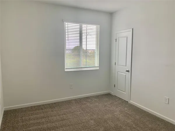 $2,300 | 368 Nine Iron Drive, Davenport, FL 33896