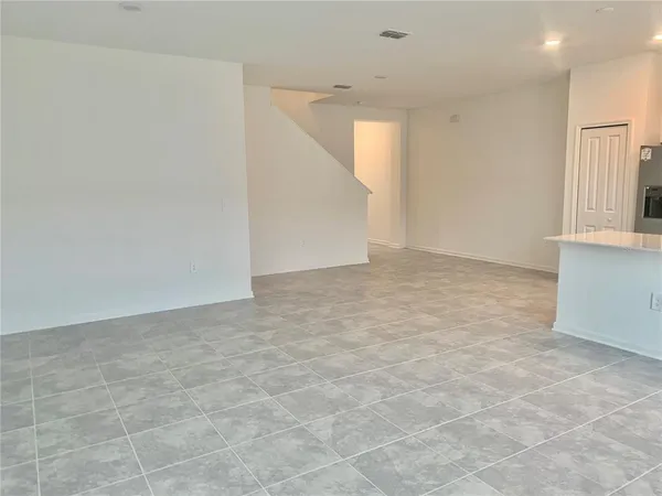 $2,300 | 368 Nine Iron Drive, Davenport, FL 33896