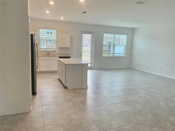 $2,300 | 368 Nine Iron Drive, Davenport, FL 33896