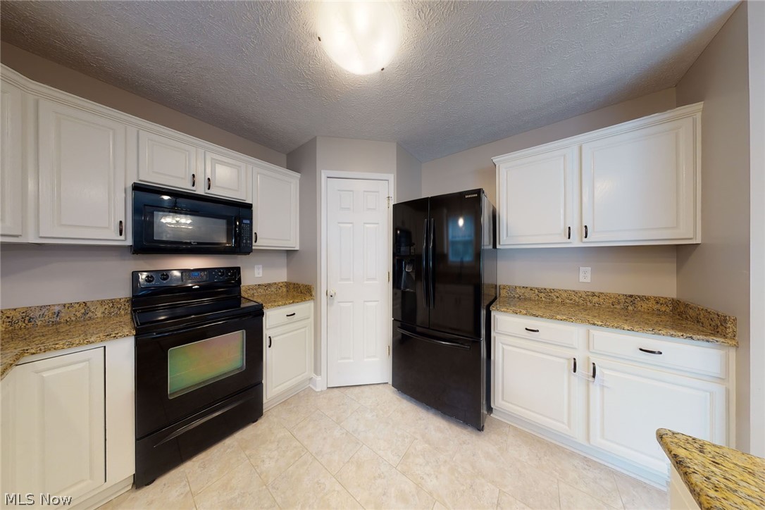 6033 Collins Road Mentor, OH 44060 - Photo 12 of 33 Gallery Image 12