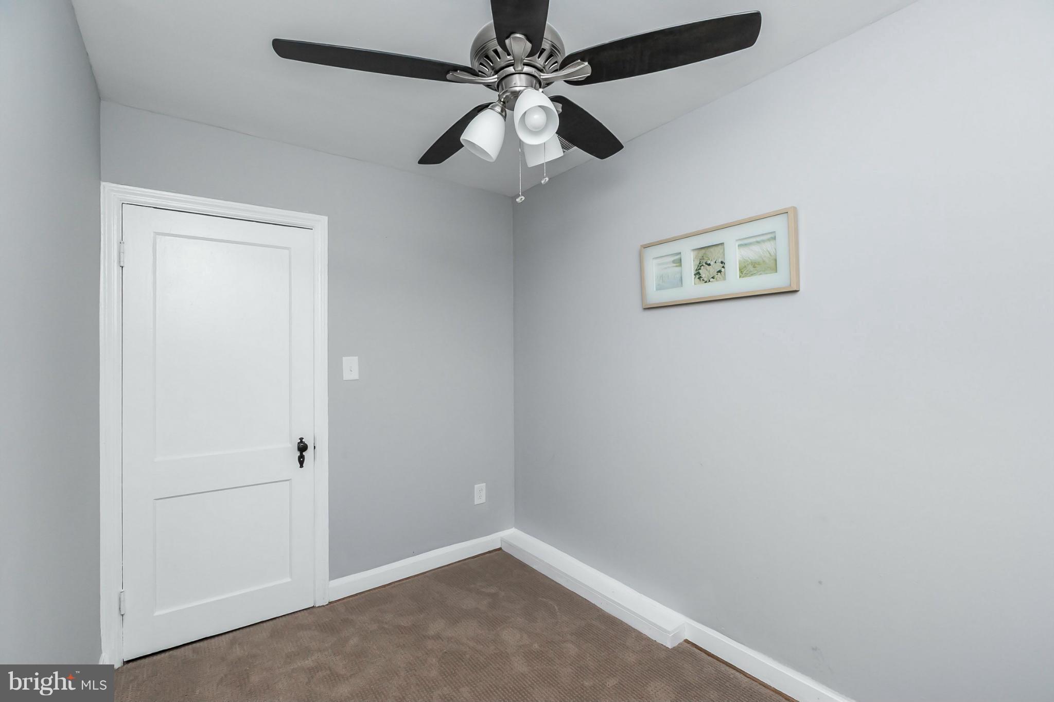 4907 West Hills Road Baltimore, MD 21229 - Photo 22 of 30 Bedroom