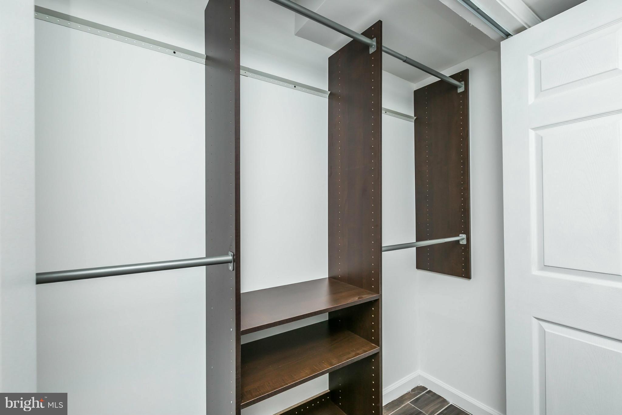 4907 West Hills Road Baltimore, MD 21229 - Photo 28 of 30 Interior (General)