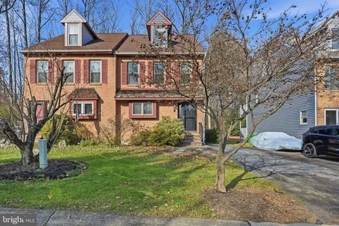 $389,900 | 4 Variton Drive, Wilmington, DE 19810