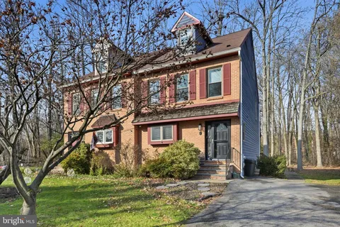 $389,900 | 4 Variton Drive, Wilmington, DE 19810