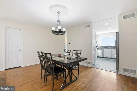 $389,900 | 4 Variton Drive, Wilmington, DE 19810