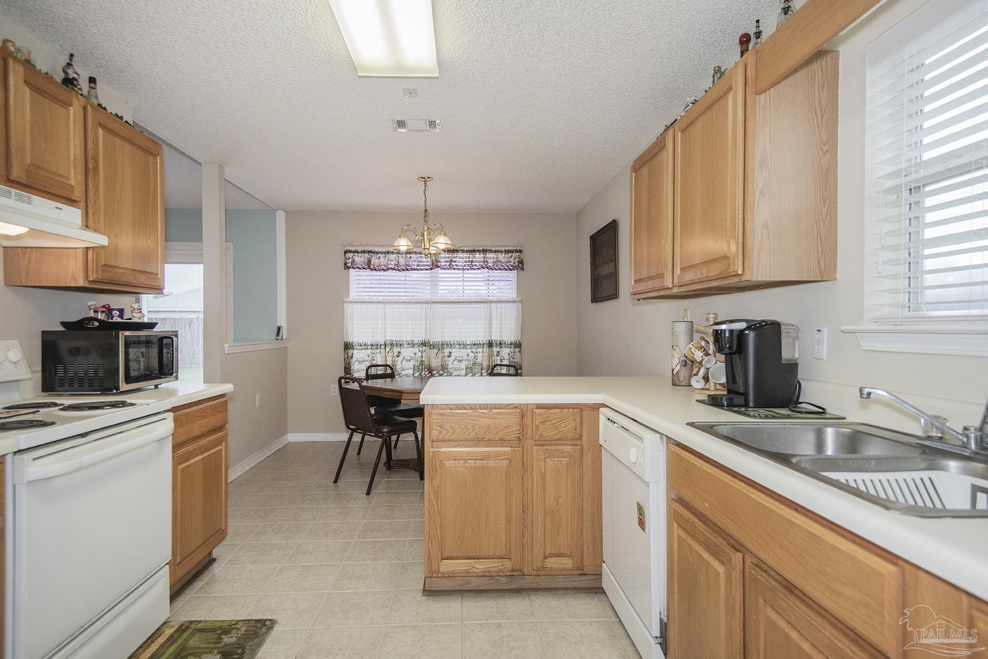 1020 Brownfield Road Pensacola, FL 32526 - Photo 12 of 34 Gallery Image 12