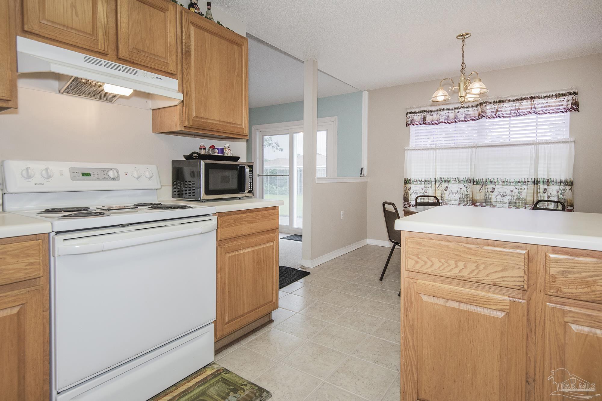 1020 Brownfield Road Pensacola, FL 32526 - Photo 9 of 34 Gallery Image 9