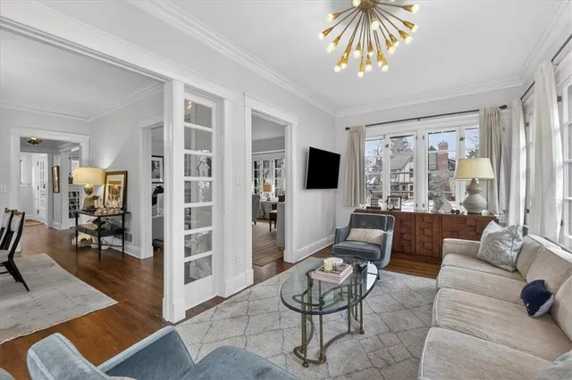 $1,150,000 | 6016 Belleview Avenue, Kansas City, MO 64113