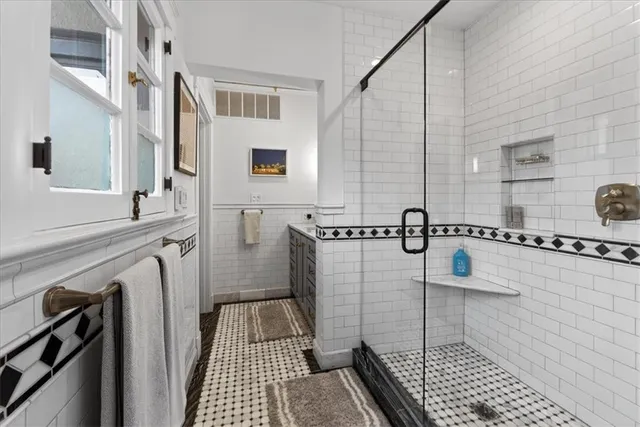 $1,150,000 | 6016 Belleview Avenue, Kansas City, MO 64113