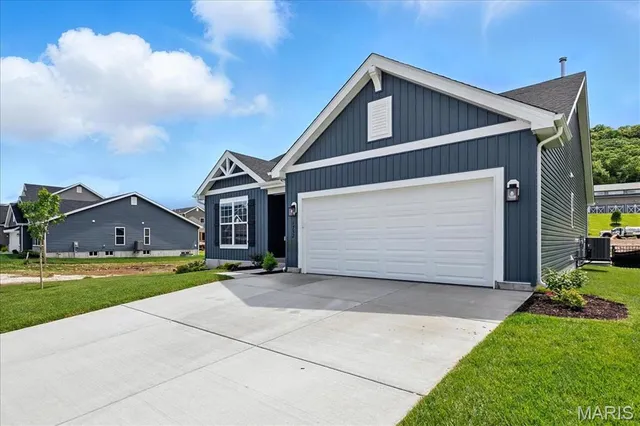 $415,000 | 1752 Martingale Lane, Eureka, MO 63025