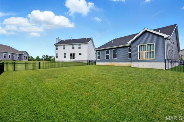 $415,000 | 1752 Martingale Lane, Eureka, MO 63025