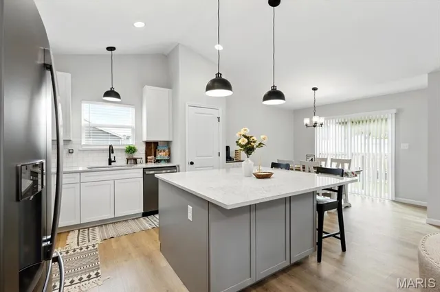 $415,000 | 1752 Martingale Lane, Eureka, MO 63025