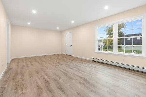 $639,000 | 86 Ferry Road, Salisbury, MA 01952