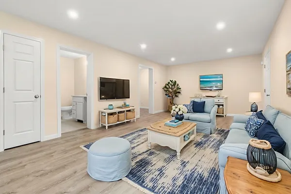 $639,000 | 86 Ferry Road, Salisbury, MA 01952