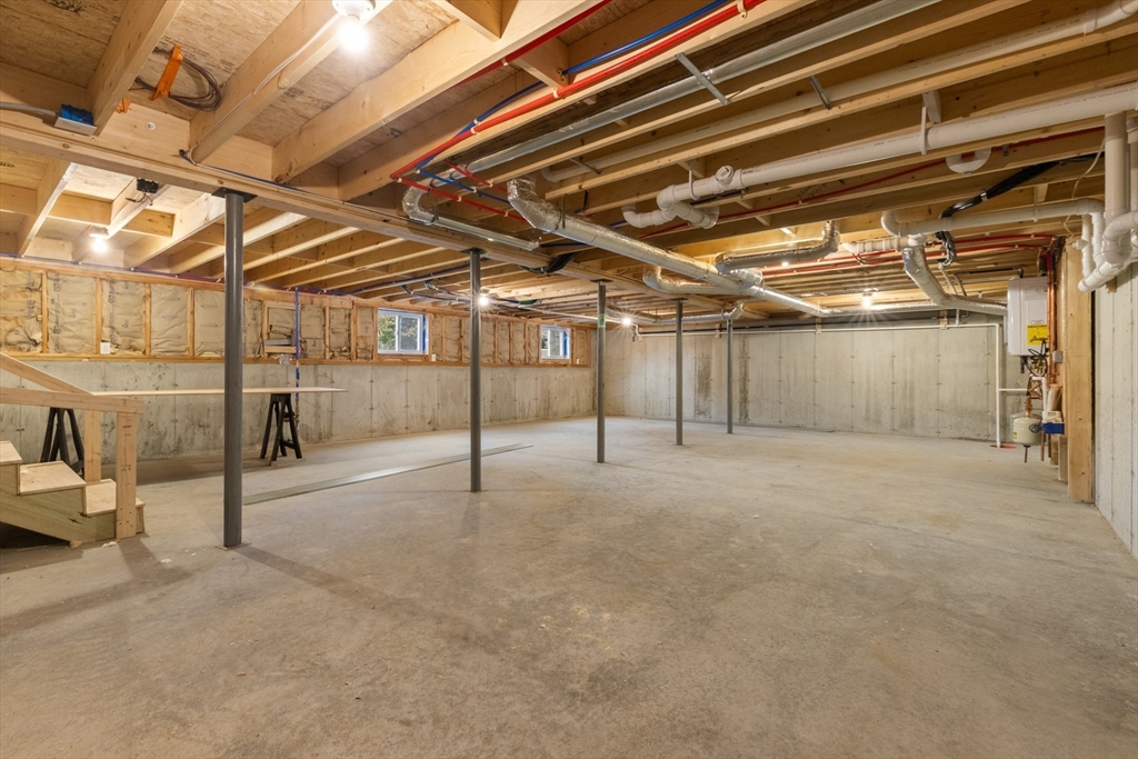 86 Ferry Road Salisbury, MA 01952 - Photo 25 of 28 a view of an empty room