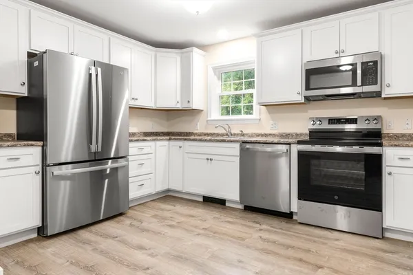 $639,000 | 86 Ferry Road, Salisbury, MA 01952