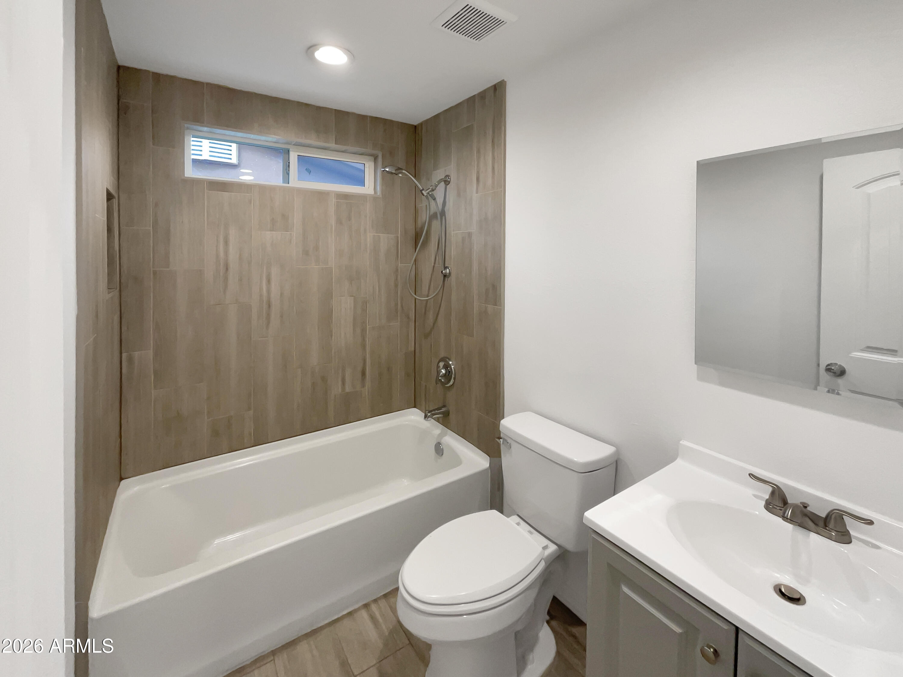 1838 West Alta Vista Road Phoenix, AZ 85041 - Photo 6 of 17 listing_10