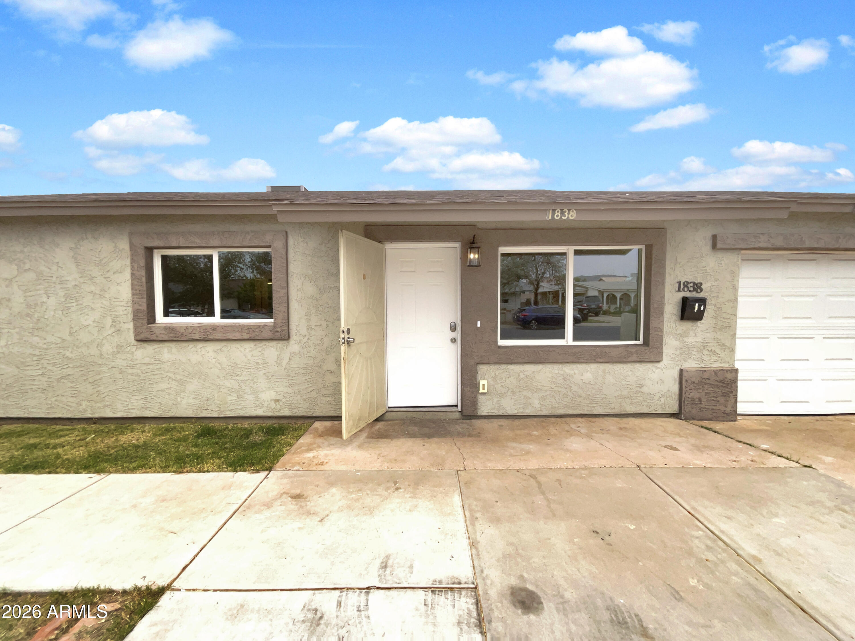 1838 West Alta Vista Road Phoenix, AZ 85041 - Photo 7 of 17 listing_5