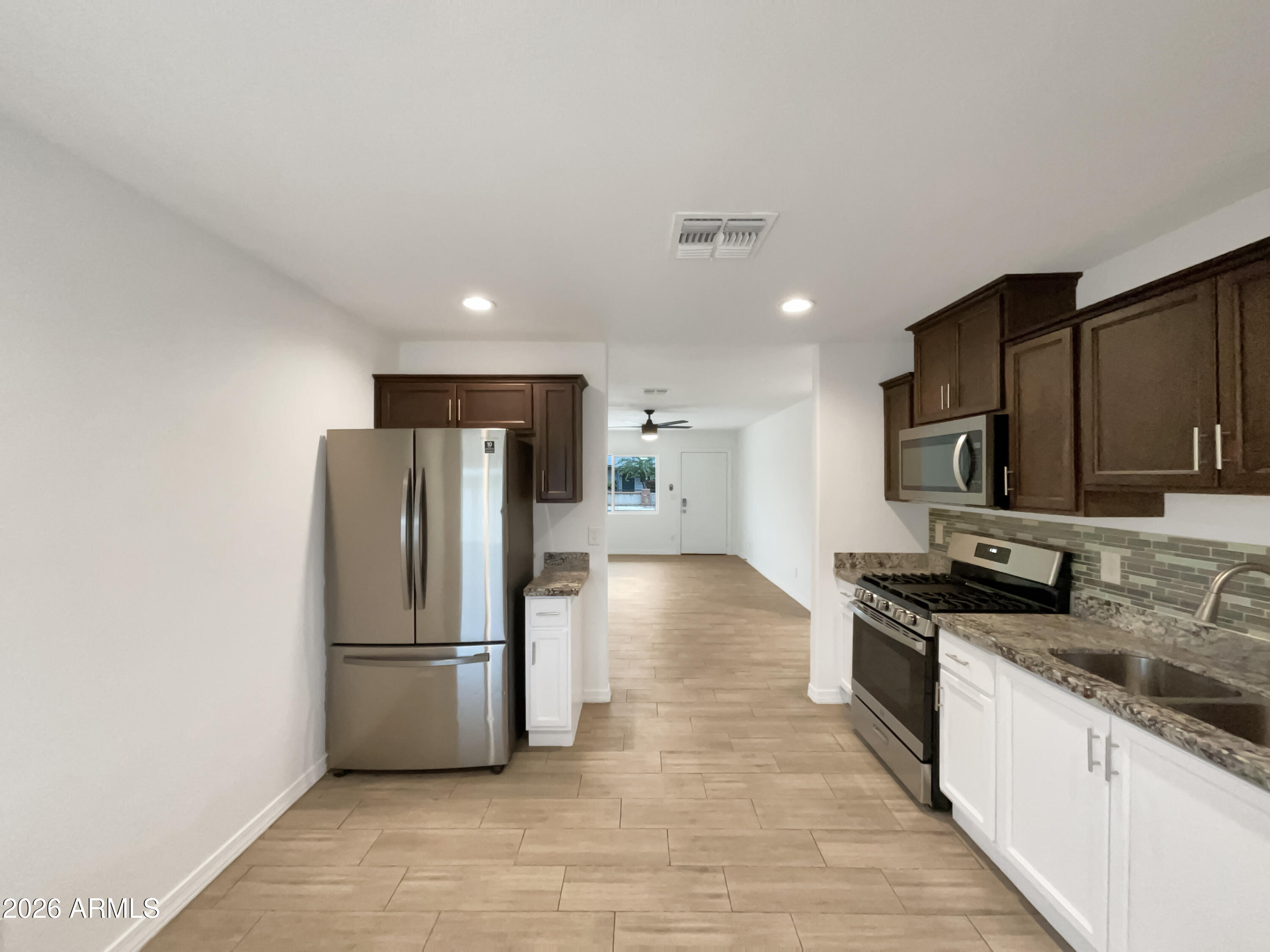 1838 West Alta Vista Road Phoenix, AZ 85041 - Photo 9 of 17 listing_7