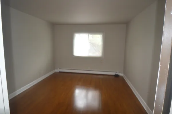 $1,475 | 845 Westmoreland Drive, Unit 6, Vernon Hills, IL 60061