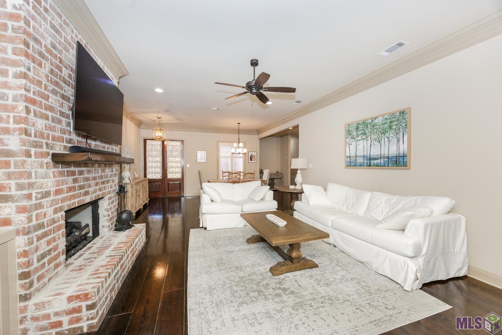 8274 Seville Court Baton Rouge, LA 70820 - Photo 11 of 31